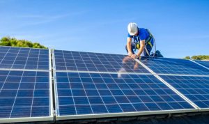 Installation et mise en production des panneaux solaires photovoltaïques à Chauffailles